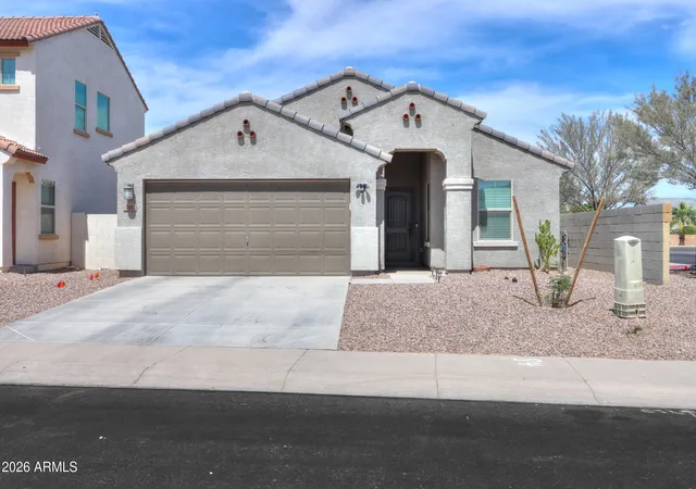 1st image of 786 W Kingman Dr, Casa Grande, AZ 85122 | MLS# 7008367