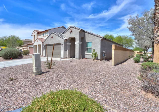 3rd image of 786 W Kingman Dr, Casa Grande, AZ 85122 | MLS# 7008367