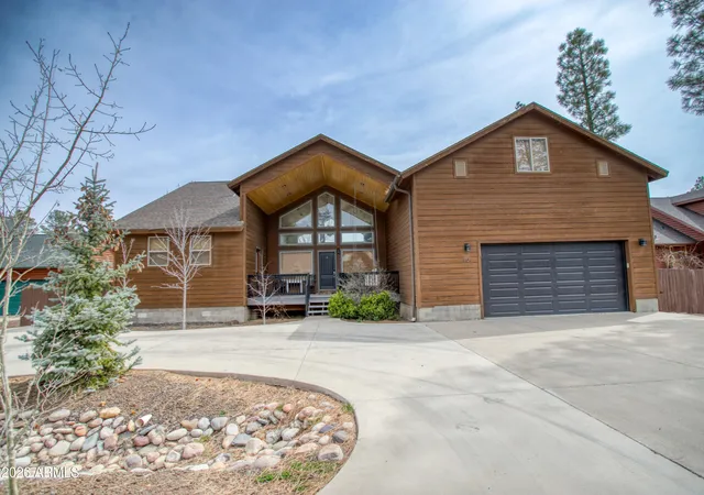 Homes for sale in Pinetop, AZ | 2131 S Woodland Hills Ln, Pinetop, AZ 85935 | MLS# 7012433