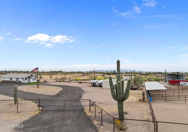 Homes for sale in Morristown, AZ | 41711 N Us Hwy 60 --, Morristown, AZ 85342 | MLS# 7008845