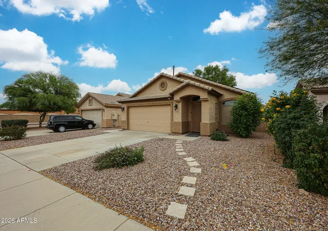 Photo 3 of Sale Pending at 10379 W Tonopah Dr, Peoria, AZ 85382 | MLS# 7009216 | Listing updated on 2026-09-22