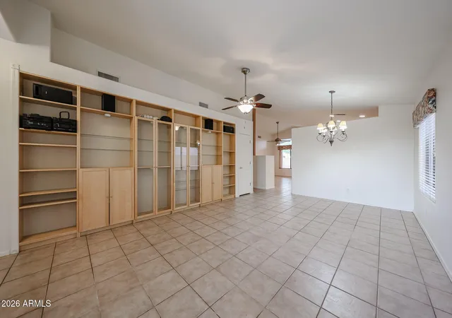 Photo 4 of Sale Pending at 10379 W Tonopah Dr, Peoria, AZ 85382 | MLS# 7009216 | Listing updated on 2026-09-22