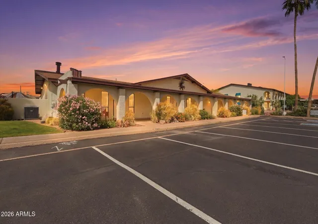2nd image of 3270 S Goldfield Rd, Apache Junction, AZ 85119