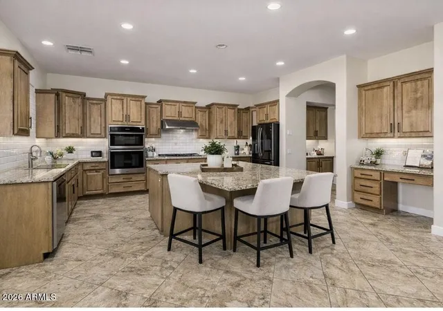 1st image of 15800 W Alvarado Dr, Goodyear, AZ 85395 | MLS# 7009077