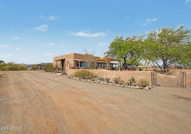 Homes for sale in Morristown, AZ | 25408 W Adamanda Dr, Morristown, AZ 85342 | MLS# 7009784