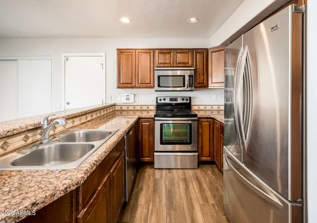 Photo 4 of Single family home for sale at 1160 N Nantucket St, Chandler, AZ 85225 | MLS# 7009164 | Listing updated on 2026-09-11