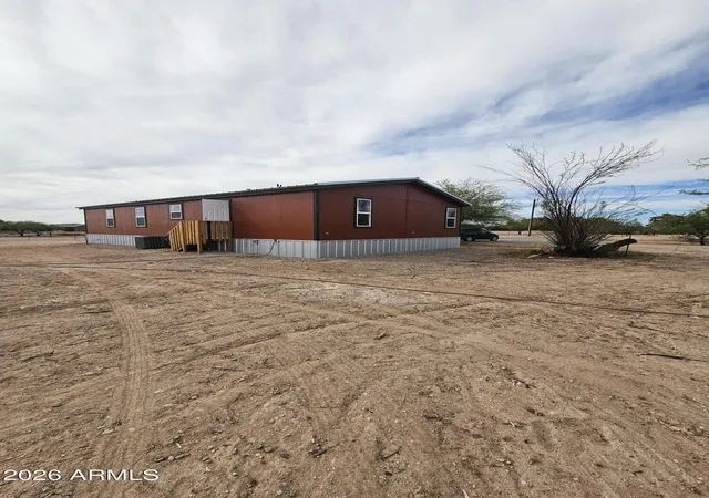 Photo 4 of Sale Pending at 33755 W Rainbow Trl, Arlington, AZ 85322 | MLS# 7009163 | Listing updated on 2026-07-30