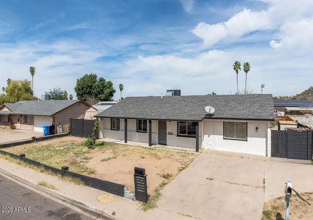 Photo 1 of Single family home for sale at 1734 W Wood Dr, Phoenix, AZ 85029 | MLS# 7009415 | Listing updated on 2026-09-14