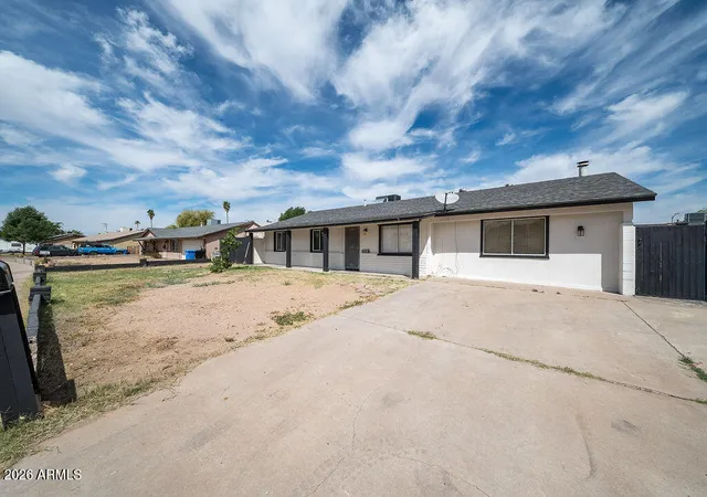 Photo 2 of Single family home for sale at 1734 W Wood Dr, Phoenix, AZ 85029 | MLS# 7009415 | Listing updated on 2026-09-14
