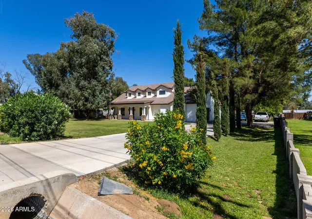 Photo 2 of Single family home for sale at 6635 N Citrus Rd, Waddell, AZ 85355 | MLS# 7043712 | Listing updated on 2026-06-18