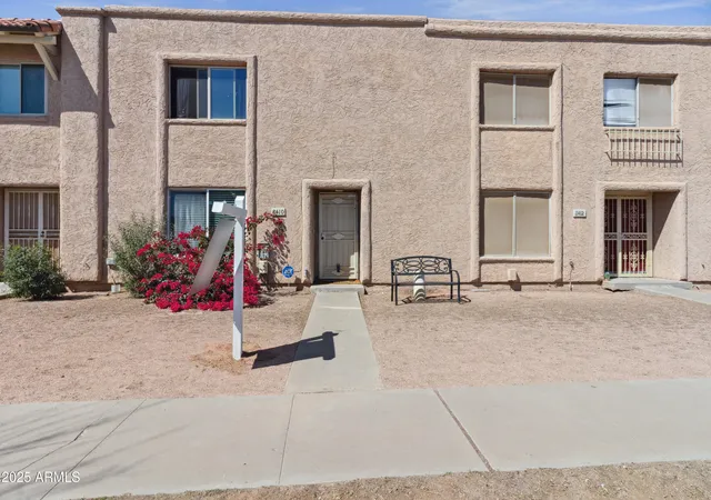 Townhouse for sale at 8410 N 32nd Avenue, Phoenix, AZ 85051 | MLS# 7009598