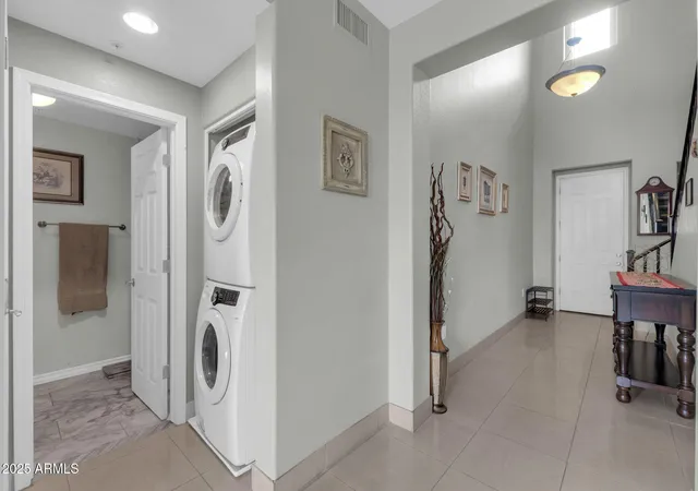 Photo 4 of House for sale at 706 E Washington St #204, Phoenix, AZ 85034 | MLS# 7009620 | Listing updated on 2026-09-17