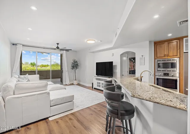 3rd image of 15802 N 71St St #215, Scottsdale, AZ 85254 | MLS# 7012326