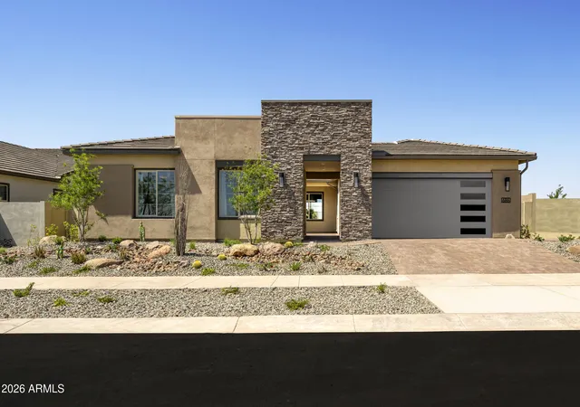 Photo 1 of Sale Pending at 686 W Treasure Trl, Apache Junction, AZ 85120 | MLS# 7009819 | Listing updated on 2026-10-02