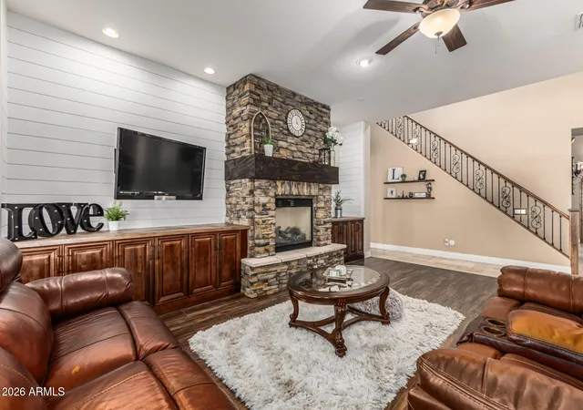 Homes for sale in Gilbert, AZ | 3019 S Larkspur St, Gilbert, AZ 85295 | MLS# 7012579