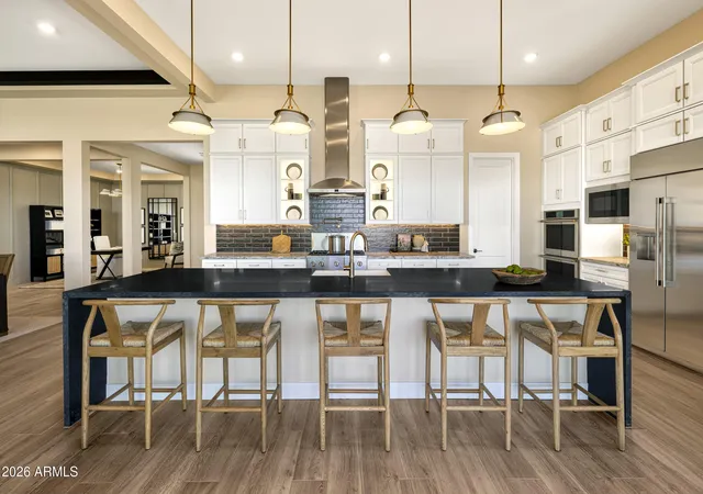 2nd image of 712 W Treasure Trl, Apache Junction, AZ 85120 | MLS# 7010171