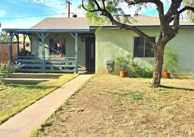 3rd image of 1306 W Clarendon Ave, Phoenix, AZ 85013 | MLS# 7017409