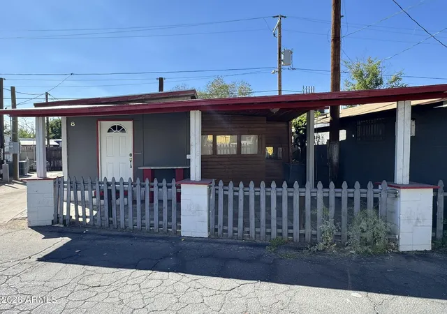 3rd image of 3140 W Osborn -- #8, Phoenix, AZ 85017 | MLS# 7010315