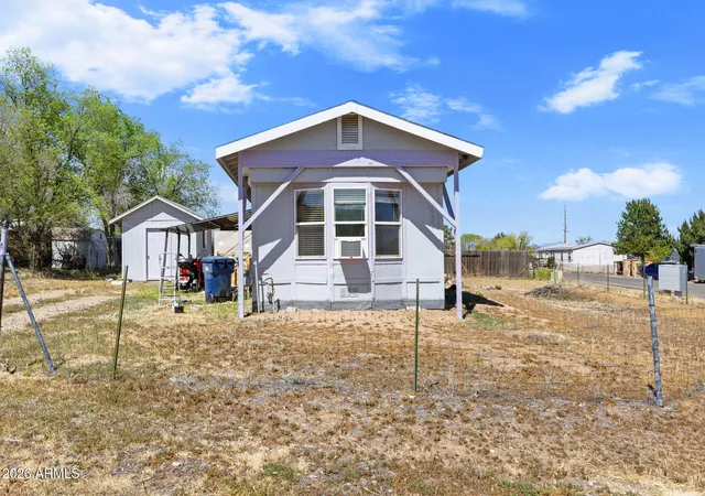 Photo 3 of Manufactured home for sale at 1490 Purple Sage Dr, Chino Valley, AZ 86323 | MLS# 7010335 | Listing updated on 2026-08-06