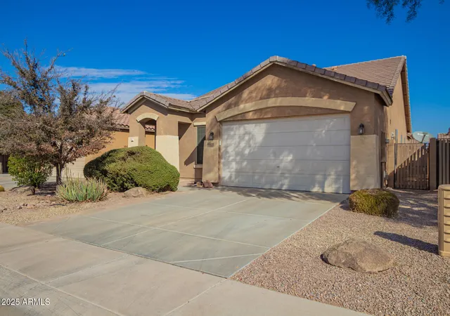 Photo 2 of Single family home for sale at 46072 W Barbara Ln, Maricopa, AZ 85139 | MLS# 7011812 | Listing updated on 2026-10-07