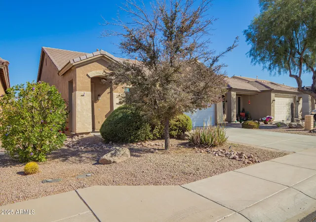 Photo 3 of Single family home for sale at 46072 W Barbara Ln, Maricopa, AZ 85139 | MLS# 7011812 | Listing updated on 2026-10-07