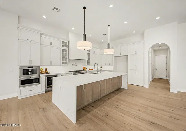 Photo 4 of Single family home for sale at 6431 E Flatiron Loop, Gold Canyon, AZ 85118 | MLS# 7015298 | Listing updated on 2026-09-17