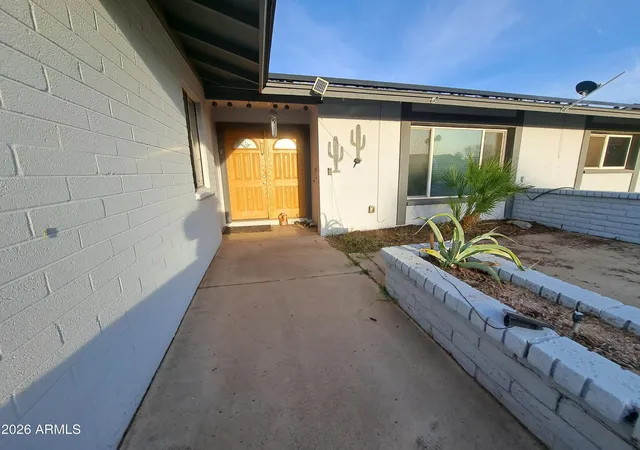 Photo 3 of Single family home for sale at 15247 N 52nd Avenue, Glendale, AZ 85306 | MLS# 7010484 | Listing updated on 2026-05-13