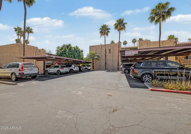 Homes for sale in Scottsdale, AZ | 4950 N Miller Road, Scottsdale, AZ 85251 | Houzeo