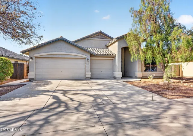 Photo 2 of Sale Pending at 16590 W Woodlands Ave, Goodyear, AZ 85338 | MLS# 7062657 | Listing updated on 2026-09-21