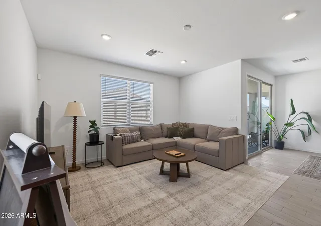 Photo 3 of Single family home for sale at 4401 W Josephine St, San Tan Valley, AZ 85144 | MLS# 7018287 | Listing updated on 2026-08-31