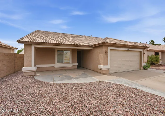 Photo 4 of Sale Pending at 17808 N 145th Circle, Surprise, AZ 85374 | MLS# 7011735 | Listing updated on 2026-10-06