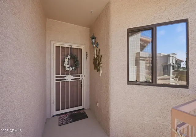 3rd image of 9151 W Greenway Rd, Peoria, AZ 85381