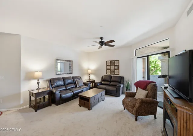 4th image of 9151 W Greenway Rd, Peoria, AZ 85381