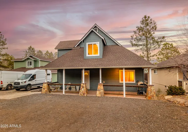 Photo 3 of Single family home for sale at 1662 E Mountain View Ave, Flagstaff, AZ 86004 | MLS# 7030765 | Listing updated on 2026-05-20