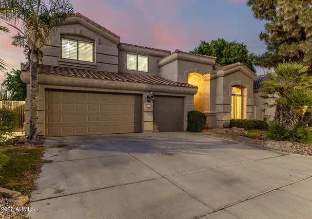 2nd image of 714 W Desert Broom Dr, Chandler, AZ 85248 | MLS# 7011988