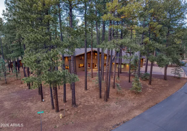 Photo 3 of Single family home for sale at 2896 Aspen Rd, Pinetop, AZ 85935 | MLS# 7065385 | Listing updated on 2026-08-13