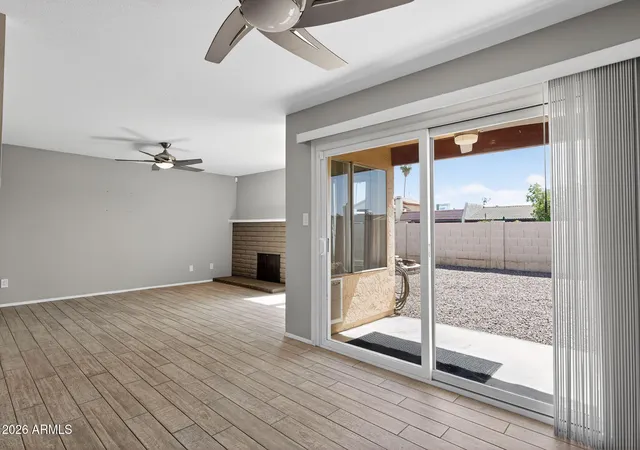 Photo 4 of Townhouse for sale at 11609 S Maze Ct, Phoenix, AZ 85044 | MLS# 7012318 | Listing updated on 2026-10-07