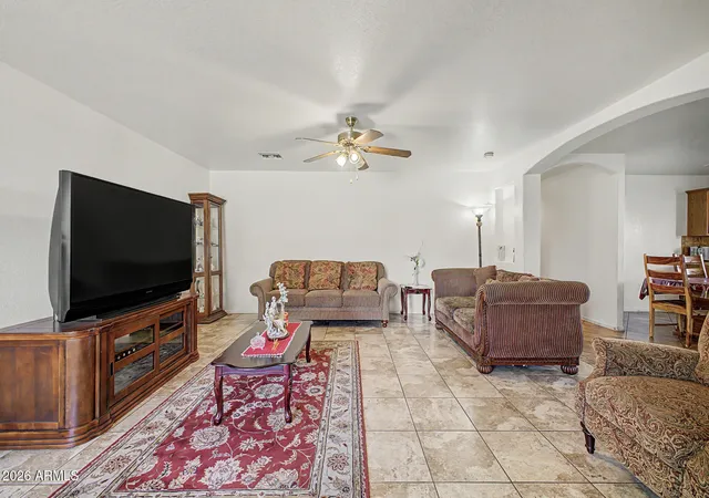 Photo 4 of Single family home for sale at 1564 S Royal Palm Rd, Apache Junction, AZ 85119 | MLS# 7033727 | Listing updated on 2026-09-14
