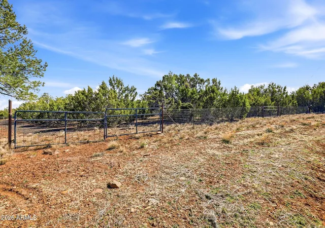 5th image of 179 County Road 3158 -- #37, Vernon, AZ 85940 | MLS# 7012828