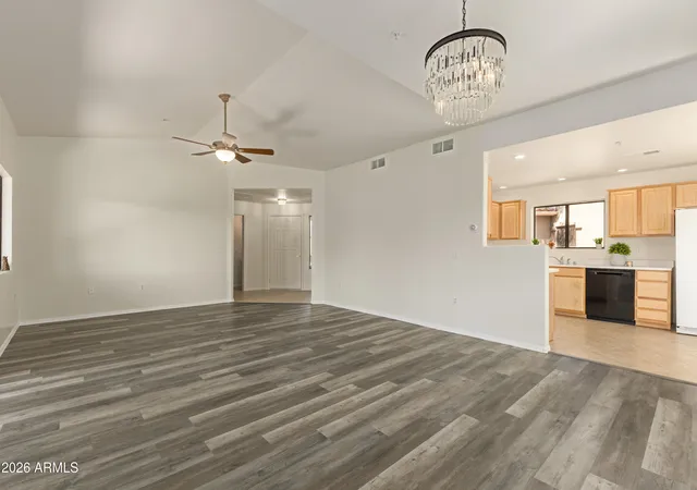 Listing Photo 4 - Condo for sale in building located at 15225 N 100Th St, Scottsdale, AZ 85260 - Unit #2210
