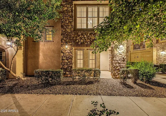 1st image of 2450 E Roma Ave, Phoenix, AZ 85016 | MLS# 7014385