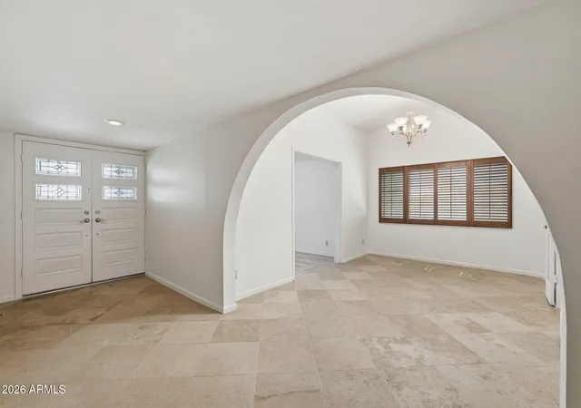 Photo 4 of Sale Pending at 319 E Hackamore St, Mesa, AZ 85201 | MLS# 7012912 | Listing updated on 2026-08-31