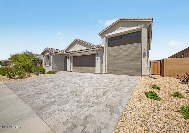Photo 3 of Sale Pending at 18600 W Swayback Pass, Wittmann, AZ 85361 | MLS# 7013693 | Listing updated on 2026-07-13