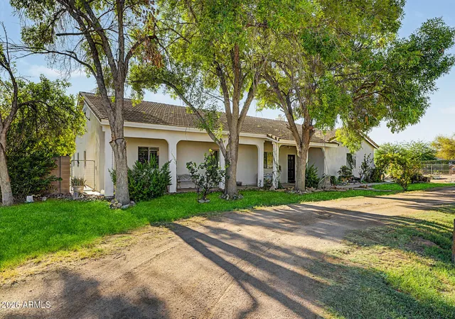 Photo 2 of Sale Pending at 21654 S 158th Street, Gilbert, AZ 85298 | MLS# 7014213 | Listing updated on 2026-10-08