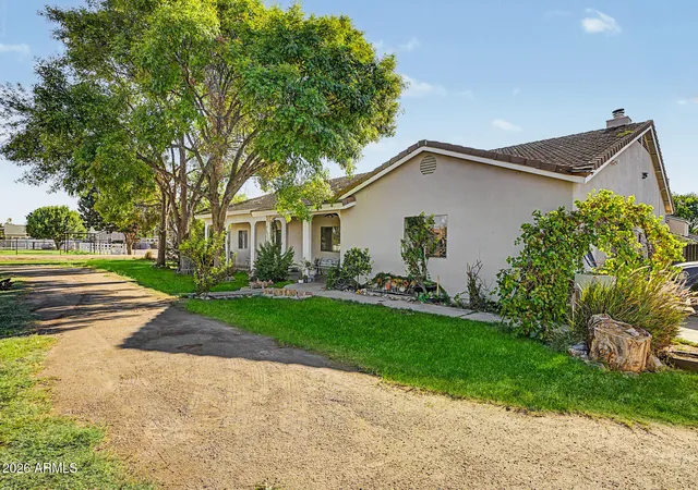 Photo 3 of Sale Pending at 21654 S 158th Street, Gilbert, AZ 85298 | MLS# 7014213 | Listing updated on 2026-10-08
