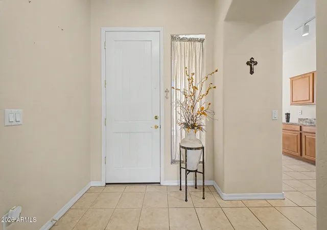 Photo 3 of Townhouse for sale at 1333 W Marlin Dr, Chandler, AZ 85286 | MLS# 7013124 | Listing updated on 2026-09-19