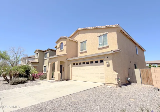 Photo 2 of Sale Pending at 1084 E Saddleback Pl, San Tan Valley, AZ 85143 | MLS# 7013535 | Listing updated on 2026-10-08