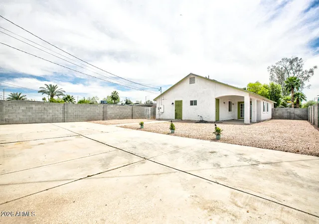 Homes for sale in Phoenix, AZ | 1502 E Whitton Ave, Phoenix, AZ 85014 | MLS# 7013325