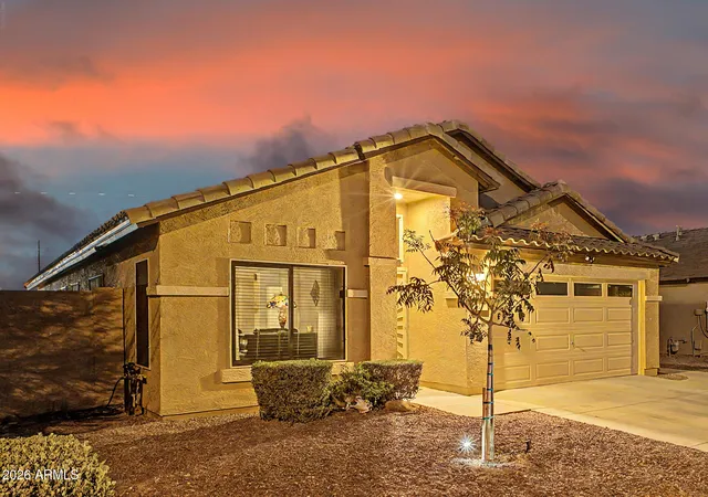 3rd image of 3247 S Loback Ln, Gilbert, AZ 85297 | MLS# 7013611