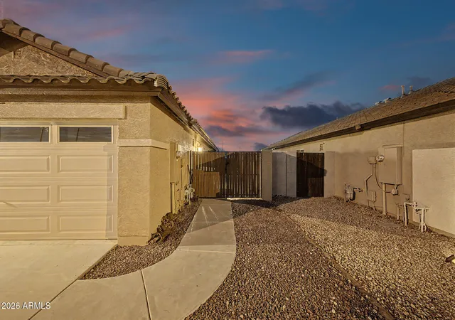 4th image of 3247 S Loback Ln, Gilbert, AZ 85297 | MLS# 7013611